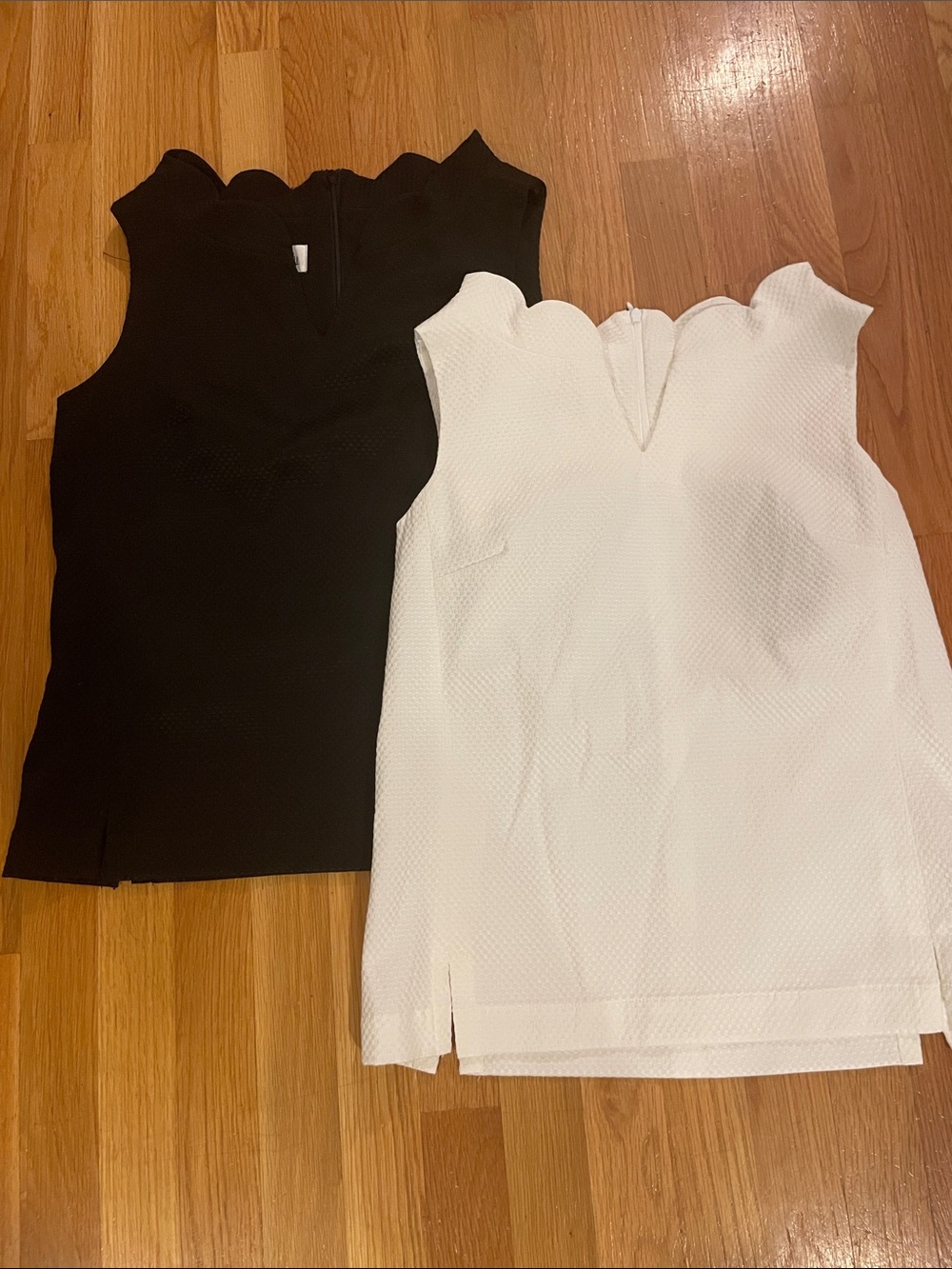 Sara Campbell Scallop Neck Sleeveless Tops - Black & White